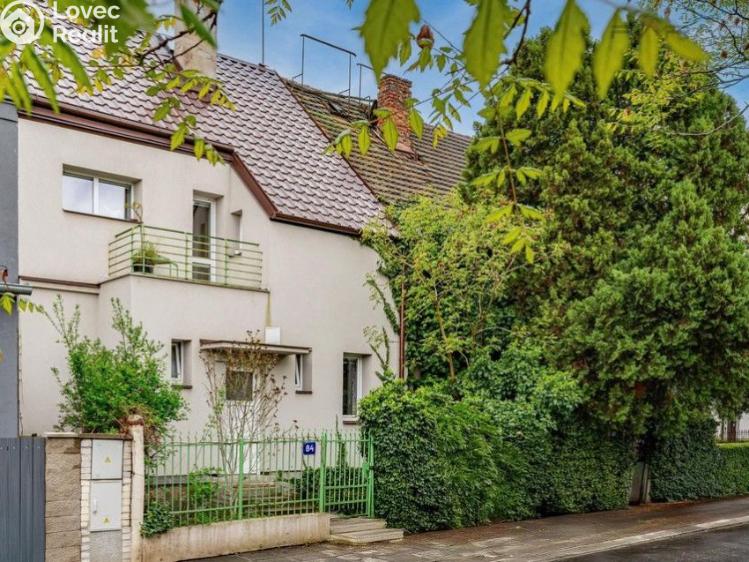 Sale family house Praha, Hlavní č. 29