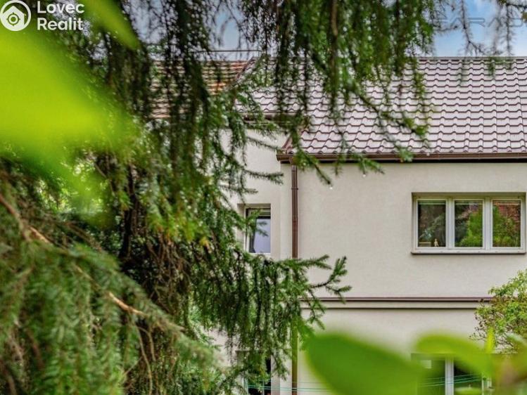 Sale family house Praha, Hlavní č. 23