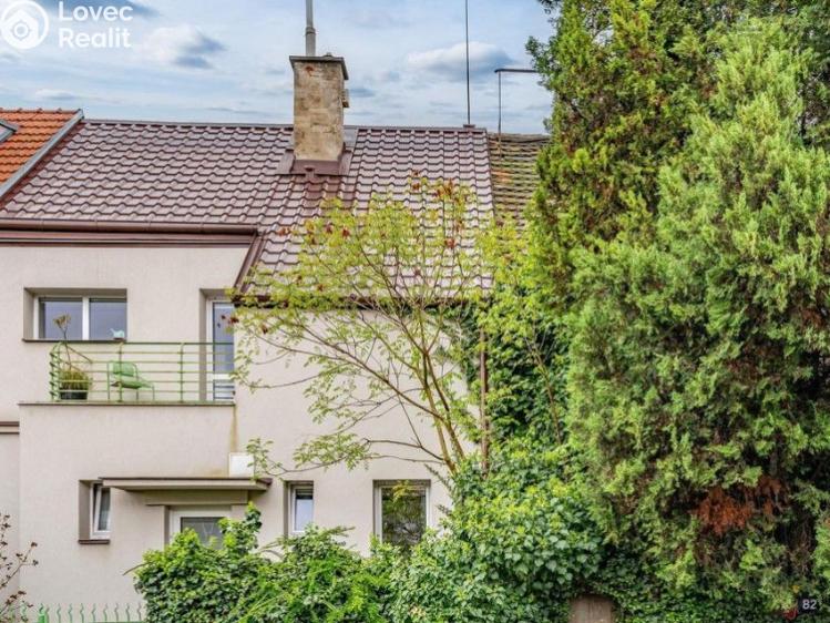 Sale family house Praha, Hlavní č. 25
