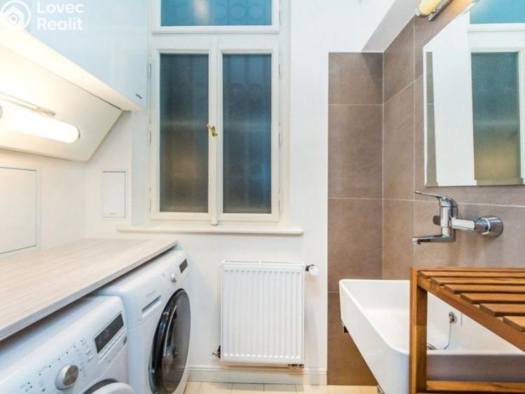 Pronájem bytu 4+1 Praha, Široká č. 12