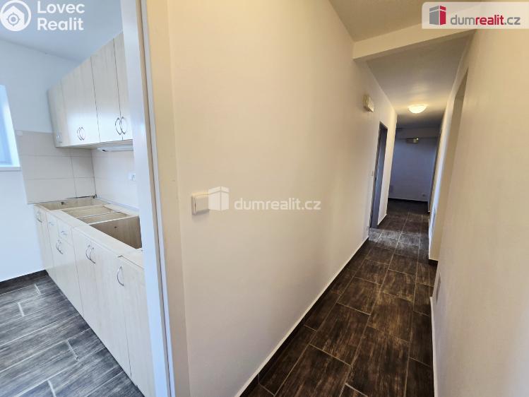 Pronájem kanceláře Praha 14, V chaloupkách č. 38