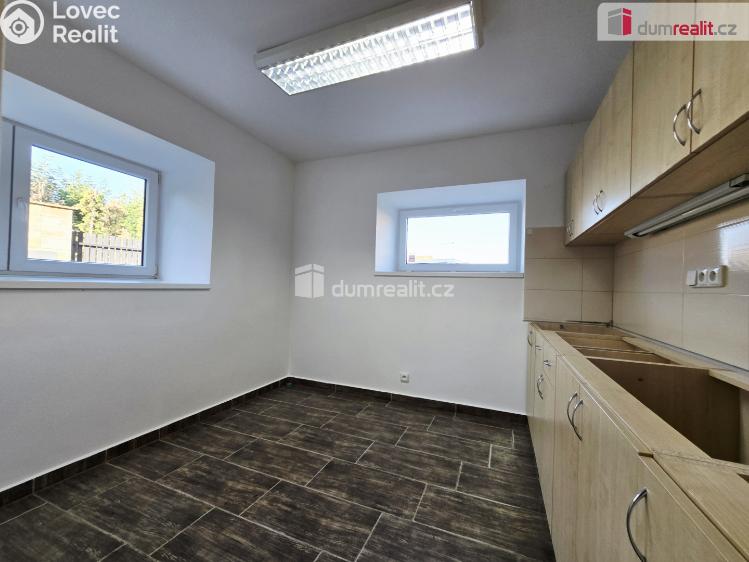 Pronájem kanceláře Praha 14, V chaloupkách č. 43