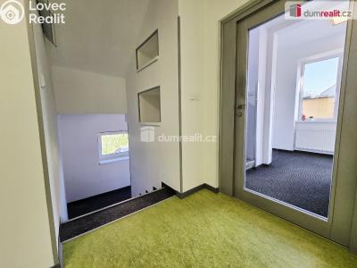 Оренда офісного приміщення Praha 14, V chaloupkách č. 3