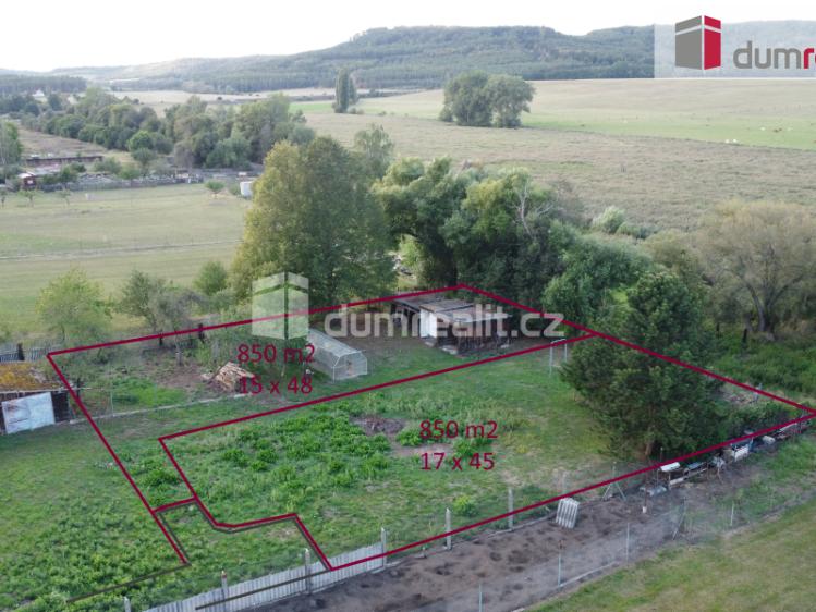 Prodej stavebního pozemku Vroutek, Nádražní č. 9