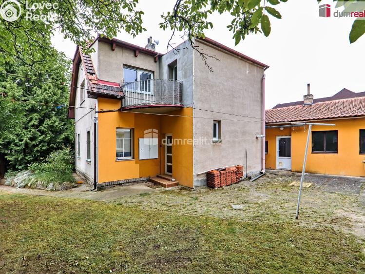 Prodej rodinného domu Praha-Lochkov, K úvozu č. 2