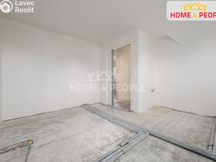 Prodej činžovního domu Praha-Březiněves, Na hlavní č. 15
