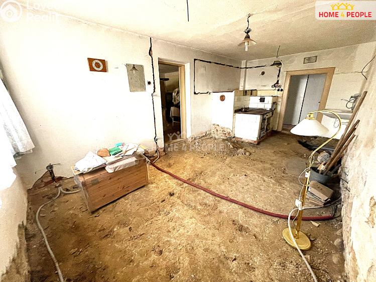 Prodej chalupy Strašín č. 16