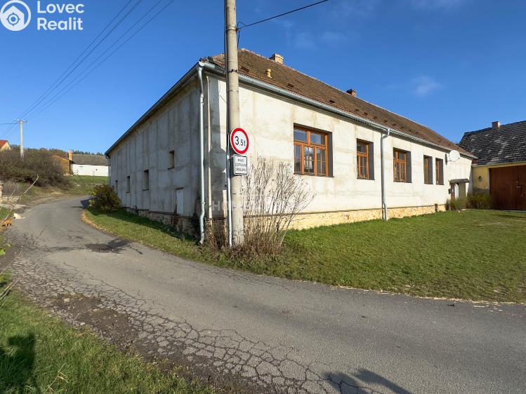 Продажа семейного дома Číčenice č. 37