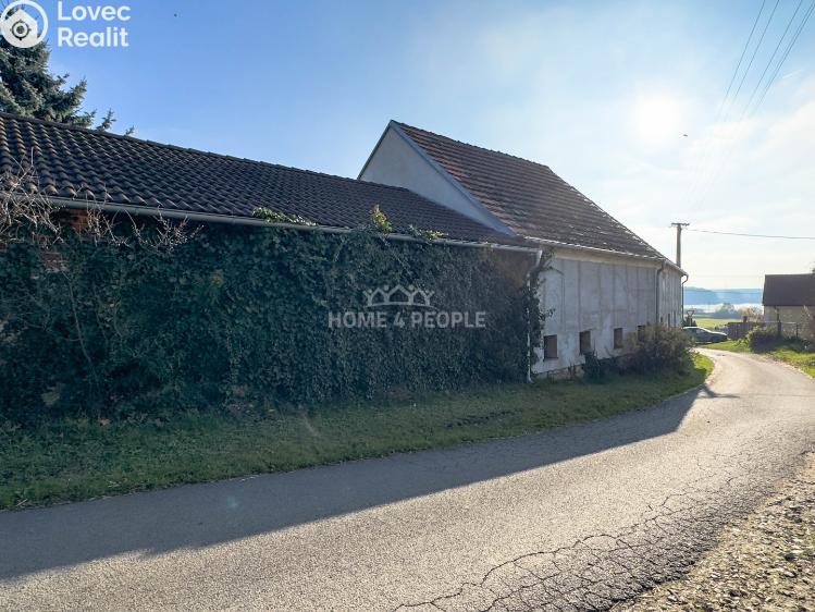 Prodej rodinného domu Číčenice č. 60
