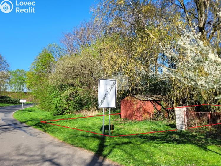 Prodej pozemku Plaňany č. 3
