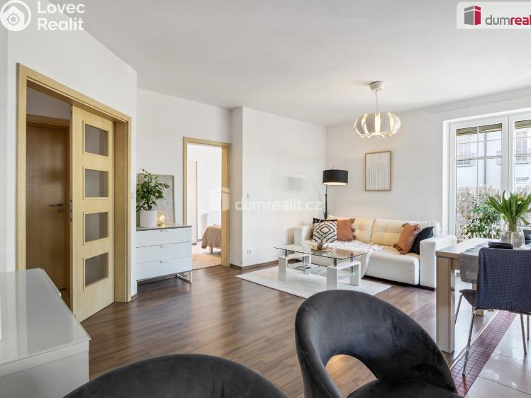 Продаж квартири 4+KK Přezletice, U Ctěnického Potoka č. 42