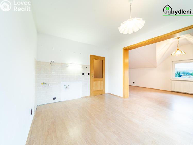 Продаж квартири 2+KK Železná Ruda, 1. máje č. 21