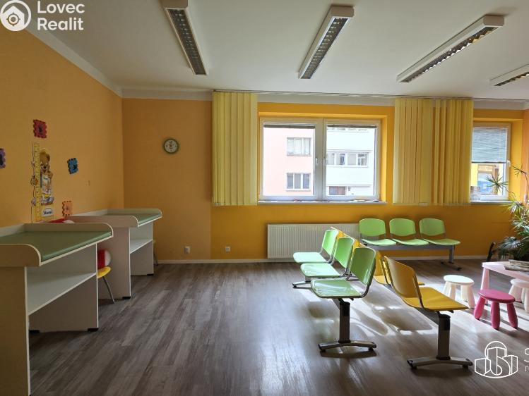 Sale doctor's office Cheb, Písečná č. 5