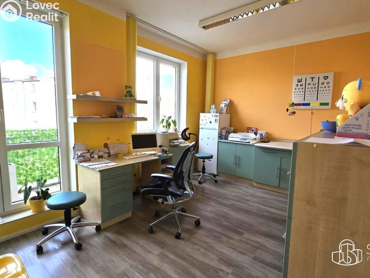 Sale doctor's office Cheb, Písečná č. 6