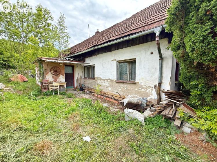 Prodej rodinného domu Kratonohy č. 8
