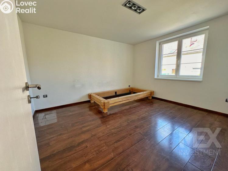 Prodej rodinného domu Ostrov č. 8