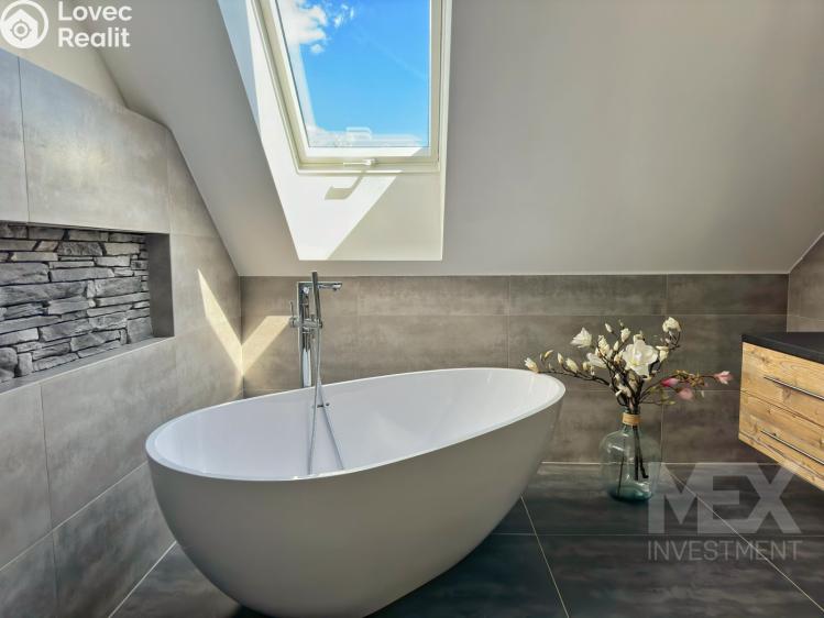 Prodej rodinného domu Ostrov č. 19