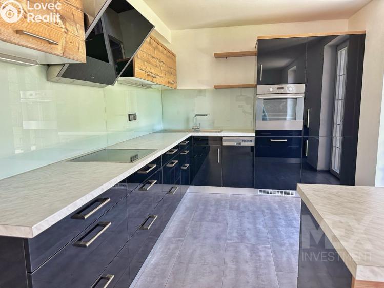 Prodej rodinného domu Ostrov č. 5