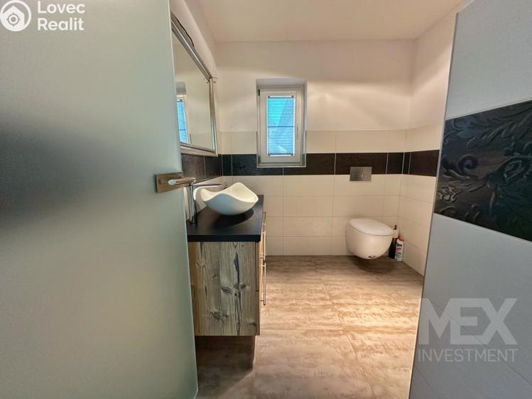 Prodej rodinného domu Ostrov č. 10