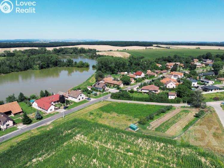 Prodej stavebního pozemku Nechanice č. 1