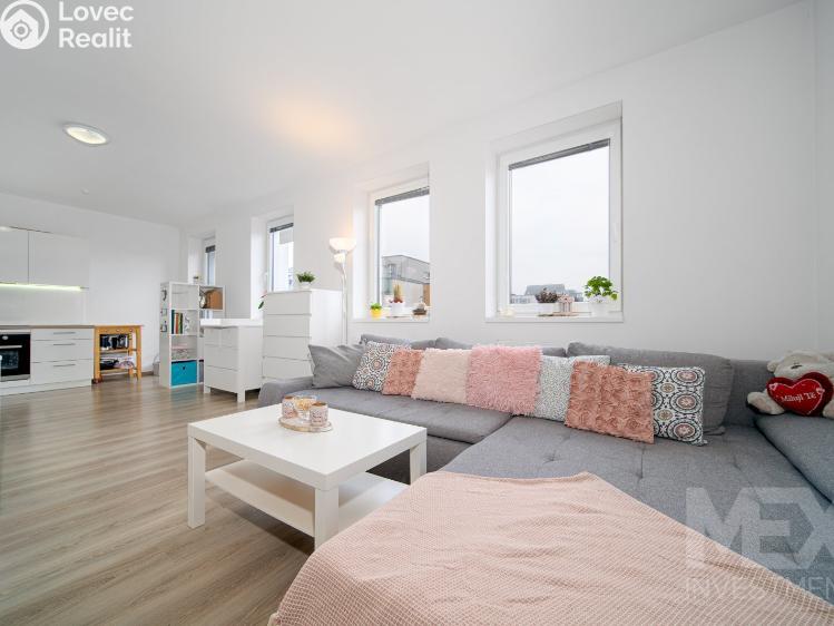 Prodej bytu 2+KK Hradec Králové, Ve Stromovce 743 č. 7