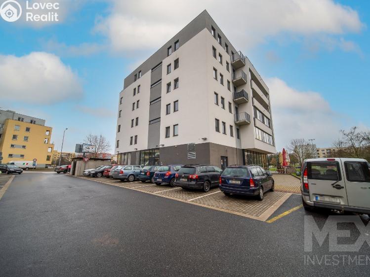 Prodej bytu 2+KK Hradec Králové, Ve Stromovce 743 č. 16