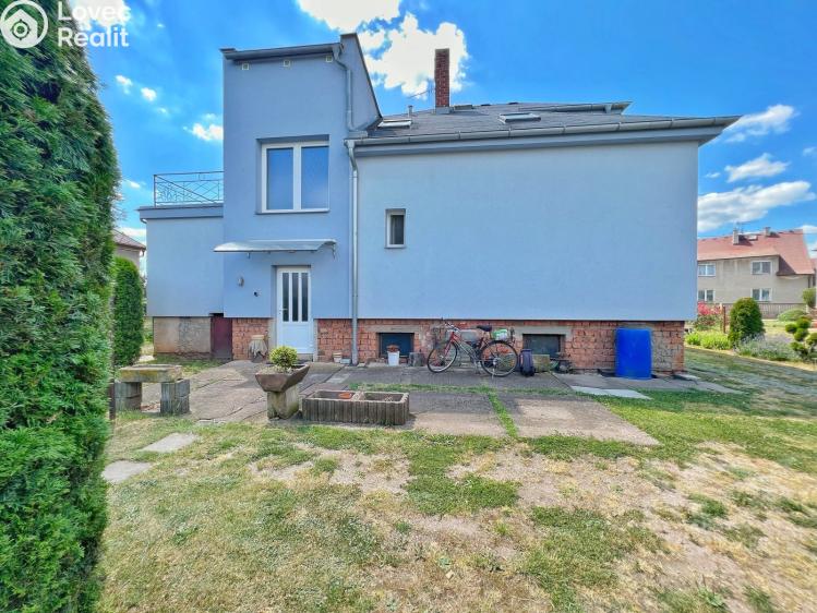 Prodej rodinného domu Holohlavy, Na Lávkách 161 č. 9
