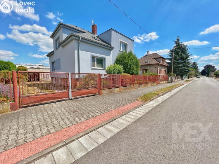 Prodej rodinného domu Holohlavy, Na Lávkách 161 č. 30