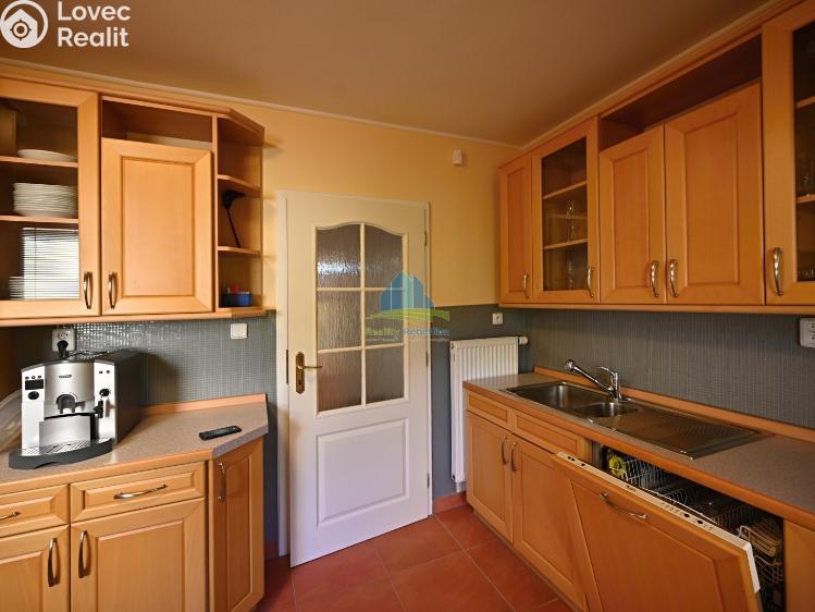 Sale family house Františkovy Lázně, Nezvalova 101/1a č. 25