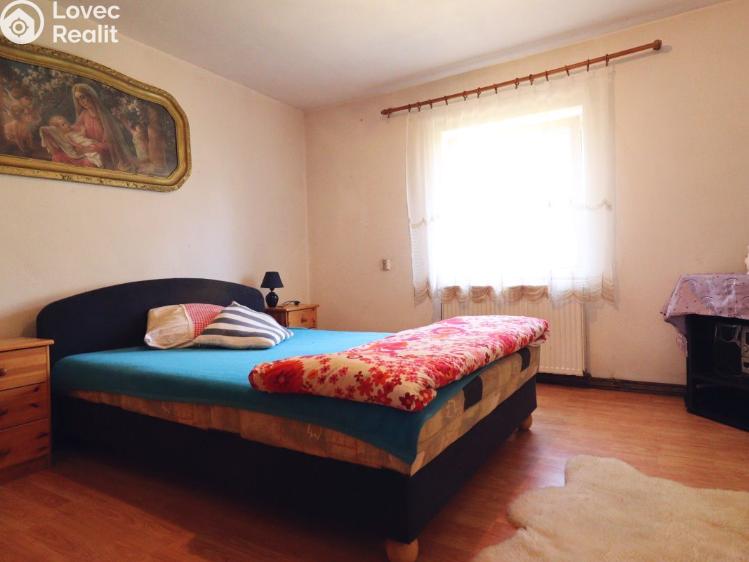 Prodej rodinného domu Kolinec č. 10