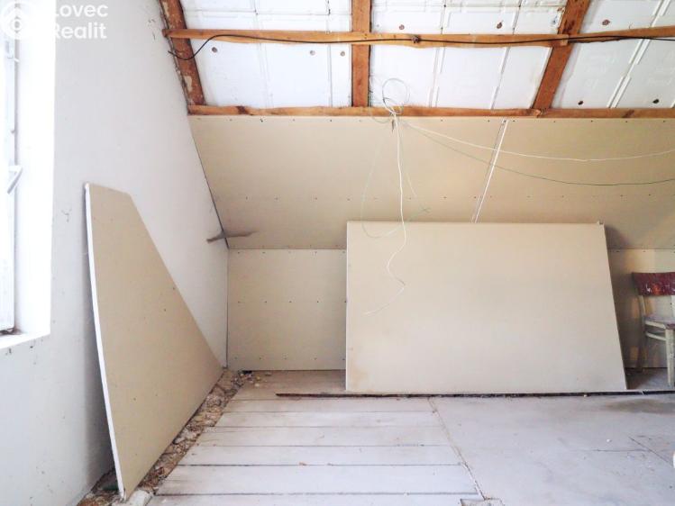 Prodej rodinného domu Kolinec č. 13