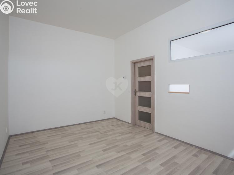 Prodej bytu 2+KK Praha, Za strašnickou vozovnou č. 7