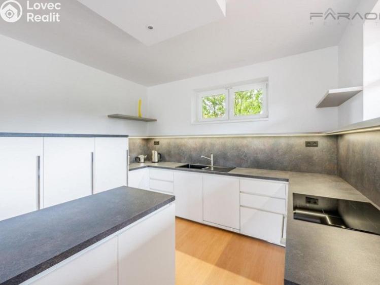 Sale family house Čakov č. 14