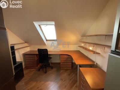 Продажа квартиры 4+1 Ostrava, Korunní č. 5