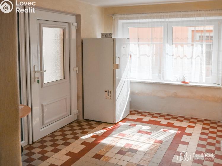 Prodej rodinného domu Tři Sekery č. 16