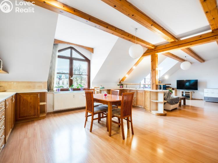 Продажа квартиры 4+KK Rokytnice v Orlických horách, náměstí T. G. Masaryka č. 5