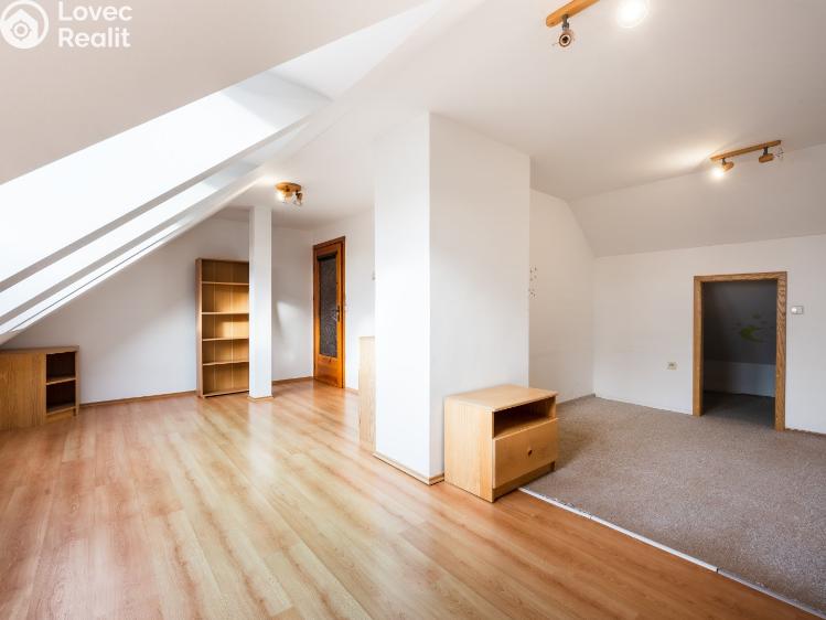 Продажа квартиры 4+KK Rokytnice v Orlických horách, náměstí T. G. Masaryka č. 15
