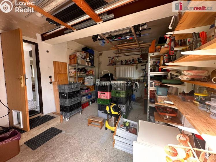 Prodej rodinného domu Lovečkovice č. 37