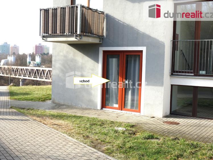 Pronájem obchodního prostoru Týnec nad Sázavou, Na Kněžině č. 11