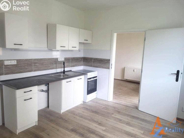 Pronájem bytu 2+1 Děčín, V Sídlišti 390 č. 3