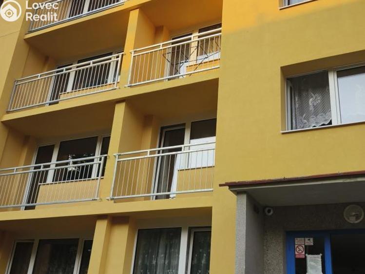 Pronájem bytu 2+1 Děčín, V Sídlišti 390 č. 10