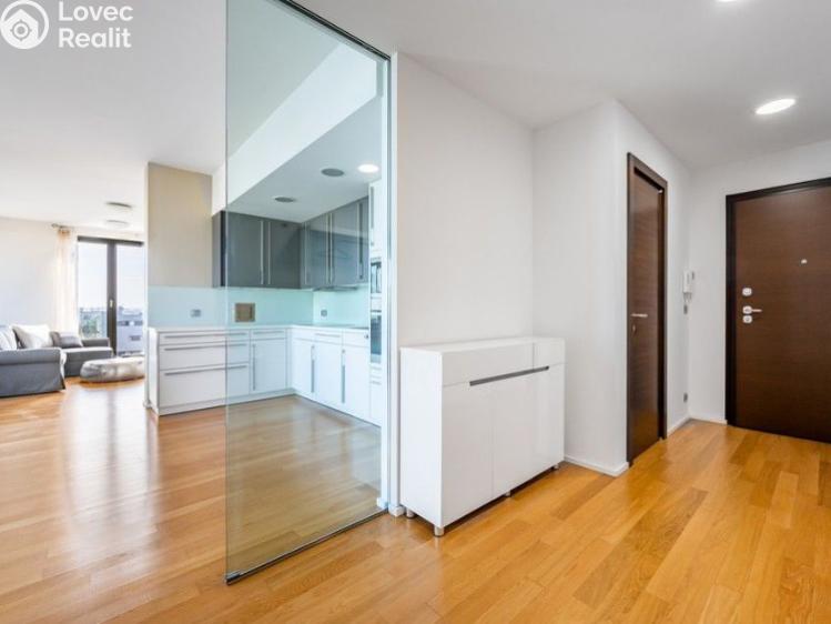 Pronájem bytu 3+KK Praha, K sídlišti č. 18