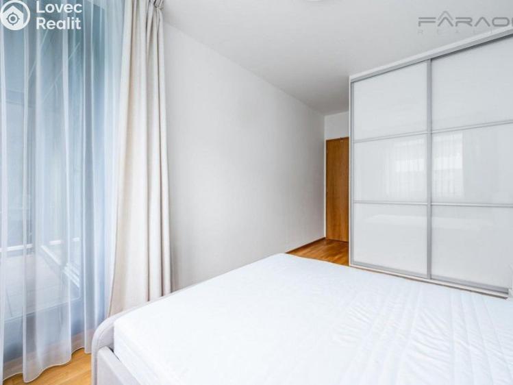 Pronájem bytu 3+KK Praha, U průhonu č. 11