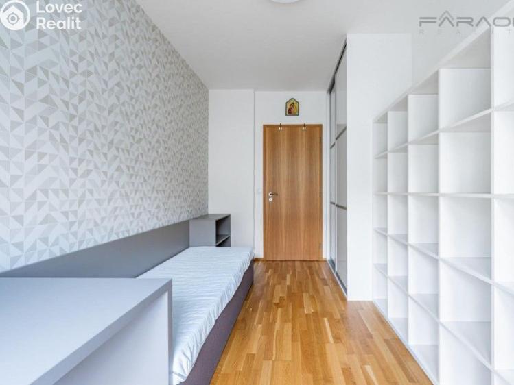 Pronájem bytu 3+KK Praha, U průhonu č. 14