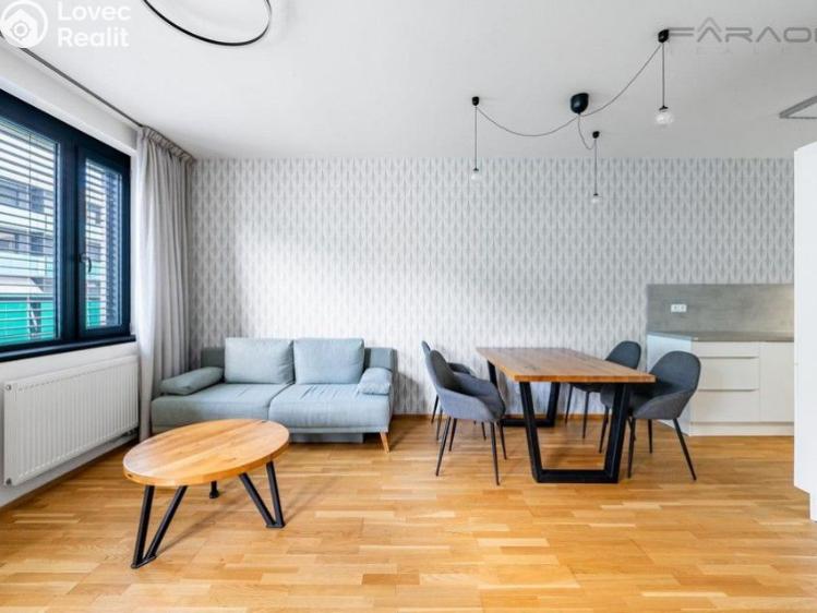 Продаж квартири 3+KK Praha, U průhonu č. 9