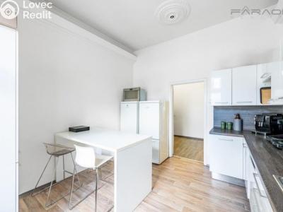 Rent office space Praha č. 5