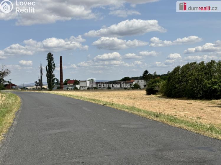 Prodej komerčního pozemku Krásný Dvůr č. 5