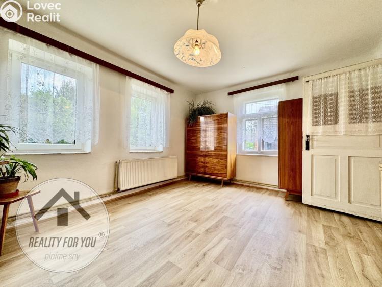 Prodej rodinného domu Rovensko pod Troskami, Riegrova 196 č. 11