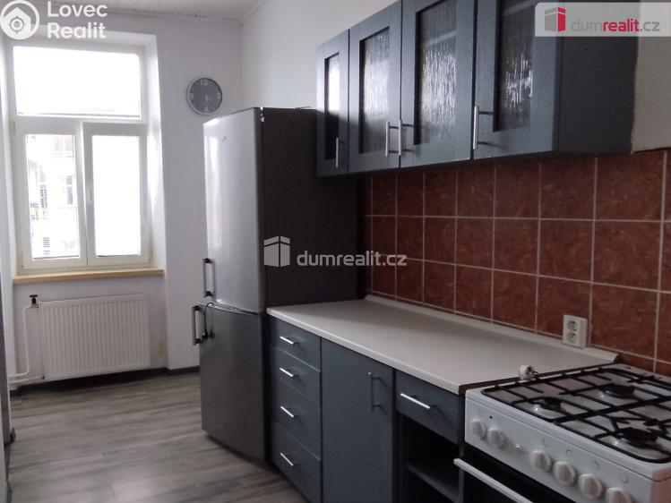 Prodej bytu 3+1 Opava, Komenského č. 3