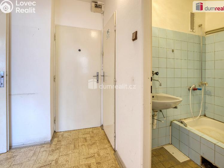 Pronájem obchodního prostoru Neratovice, Kojetická č. 21